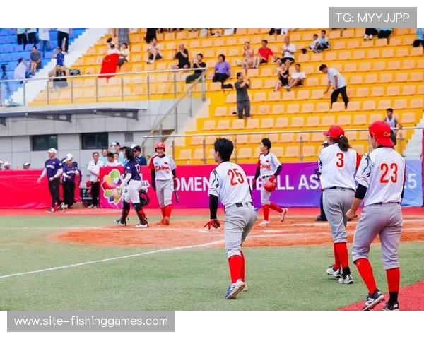 中国女垒亚洲杯循环赛五连胜，与日本队并列榜首冲击金牌赛